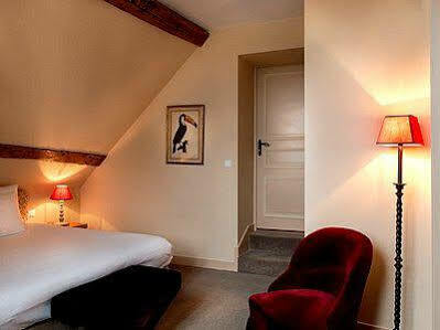 Hotel De L'ecu De Bretagne Beaugency